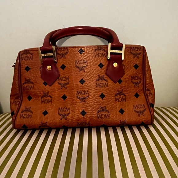 MCM Boston Bag - Picture 4 of 10